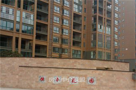 文化路小学，实中滨湖小区3室1厅1卫65万130m2出售